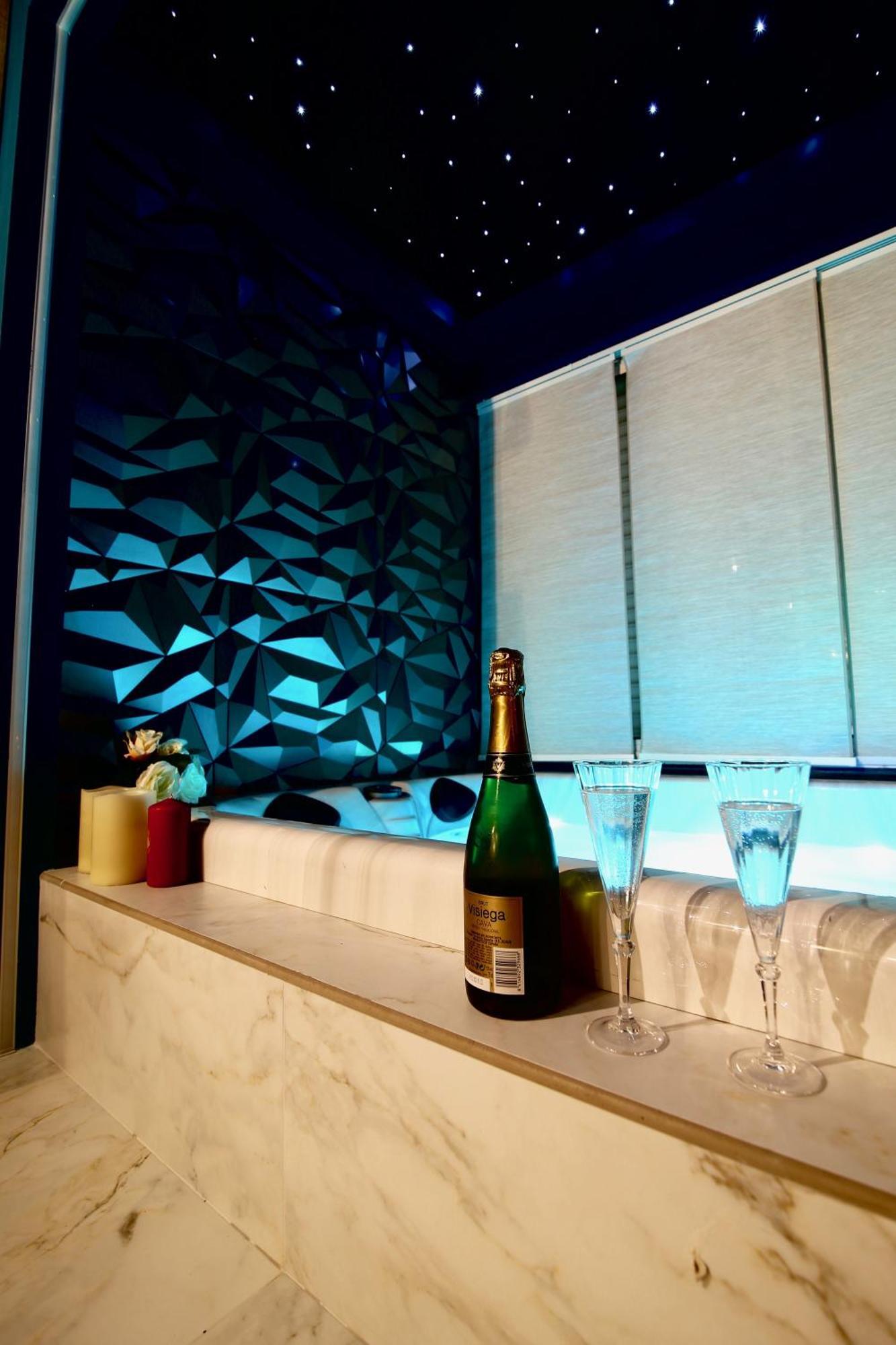 Flower Suite And Spa La Seyne-sur-Mer Dış mekan fotoğraf
