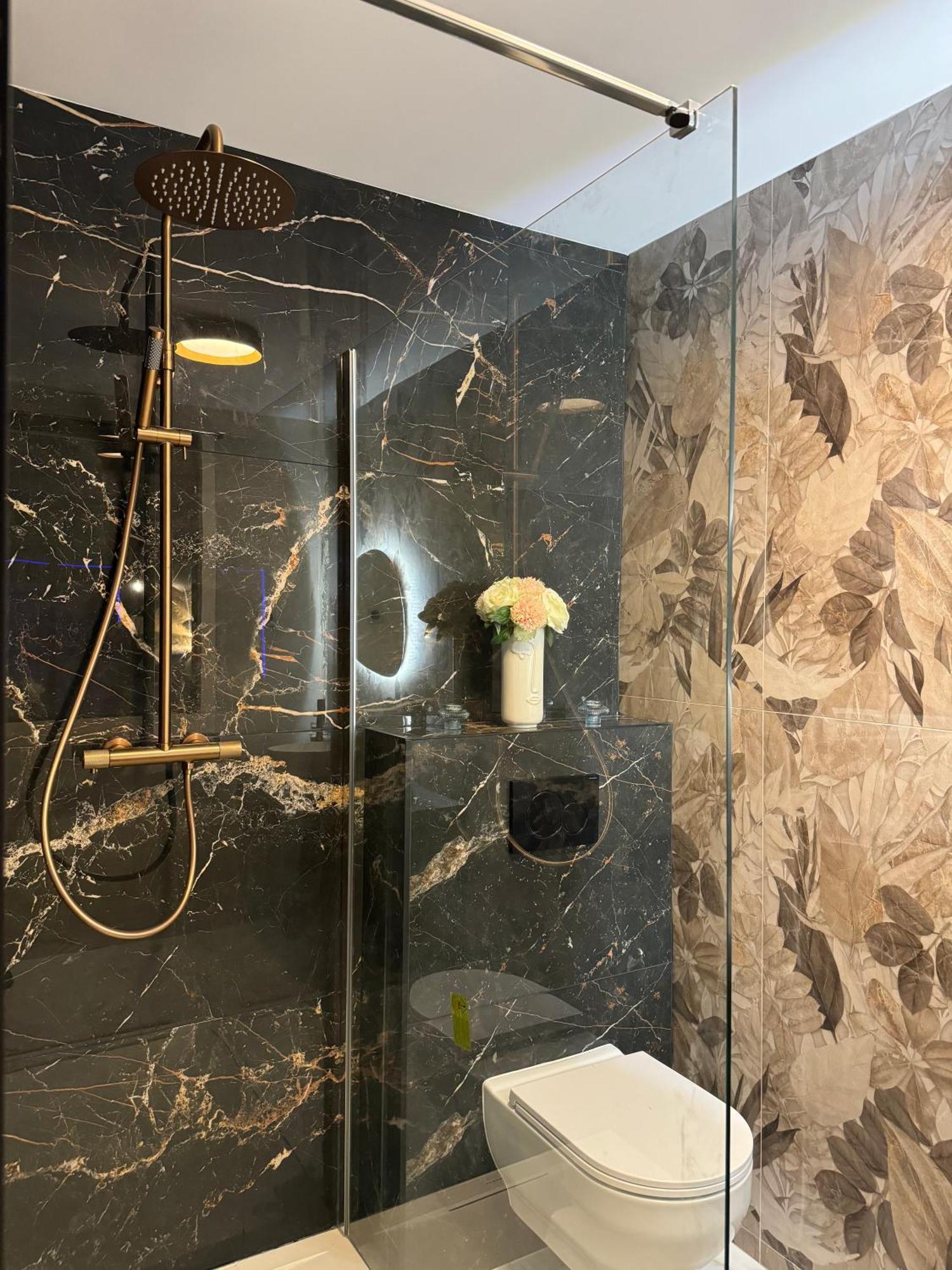Flower Suite And Spa La Seyne-sur-Mer Dış mekan fotoğraf